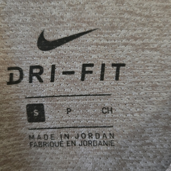 Nike Men's Heather Gray Dri-Fit Long Sleeve Tee - Picture 3 of 3